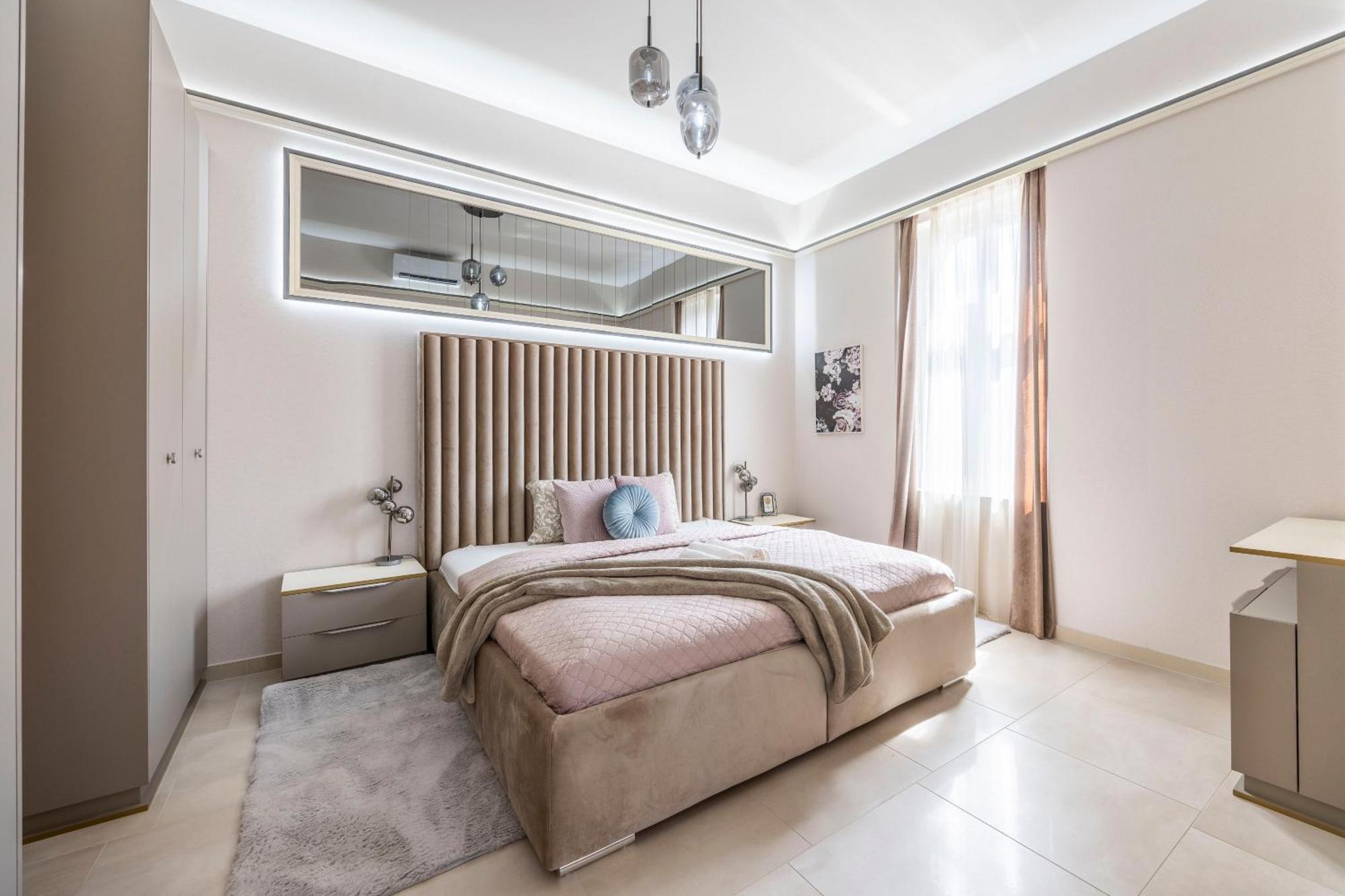 High-end Luxurious Royal In The Heart Of * Budapešť